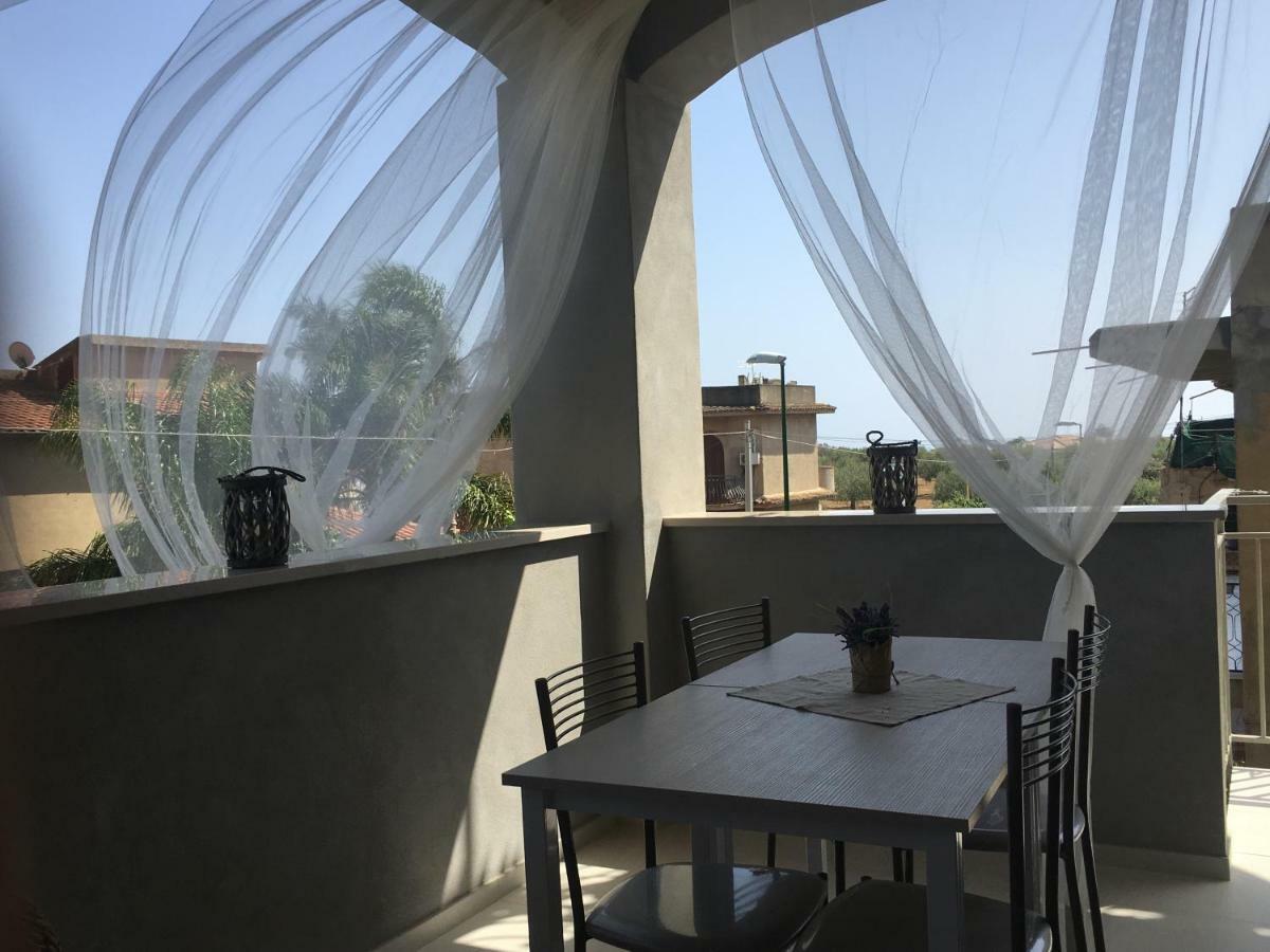 B&B La Via Di Casa San Leone Bagian luar foto
