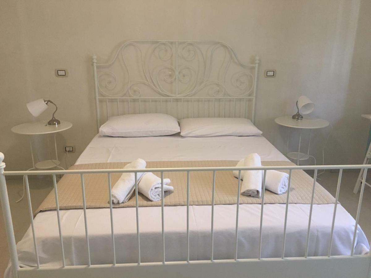 B&B La Via Di Casa San Leone Bagian luar foto