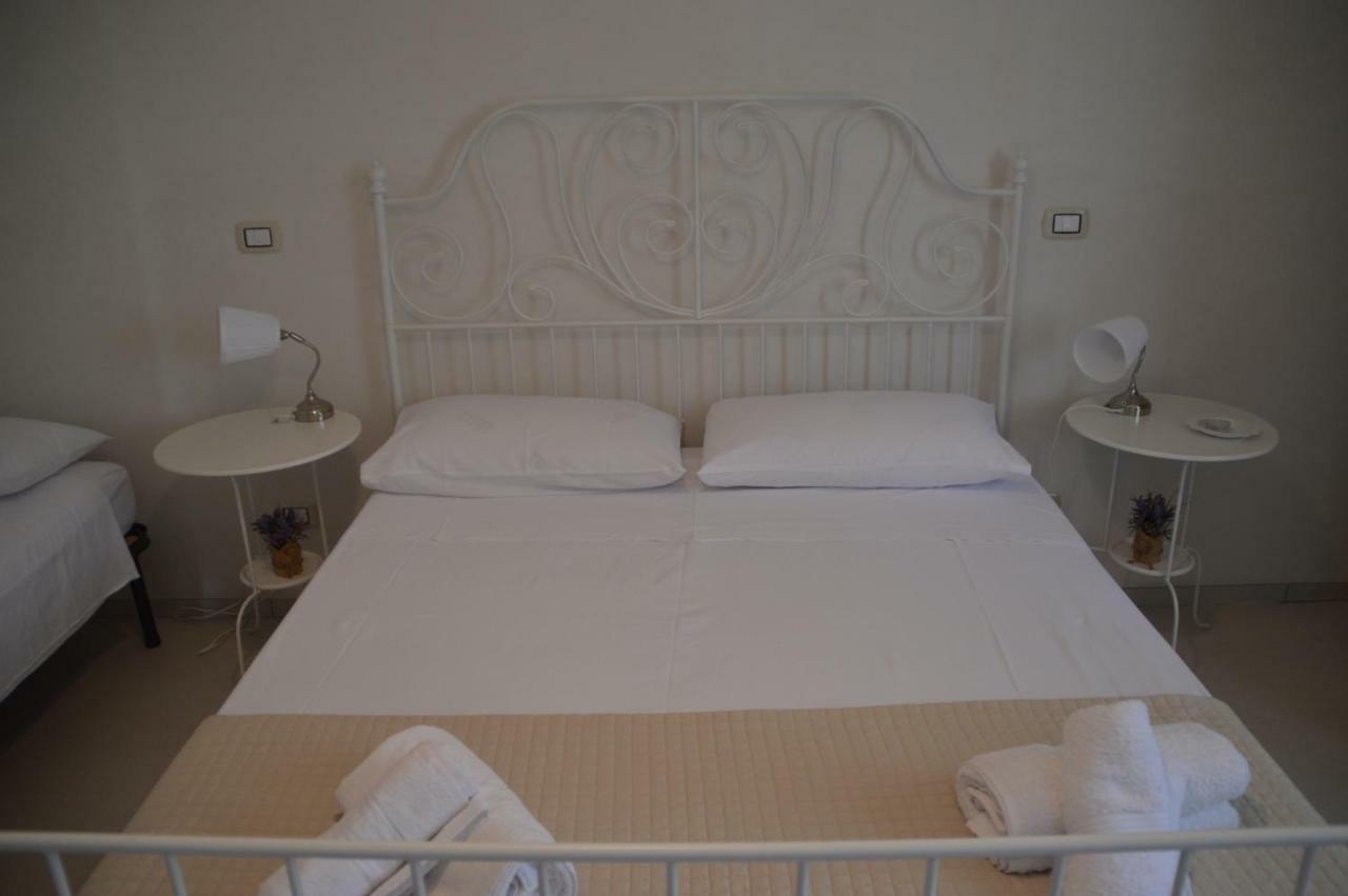 B&B La Via Di Casa San Leone Bagian luar foto