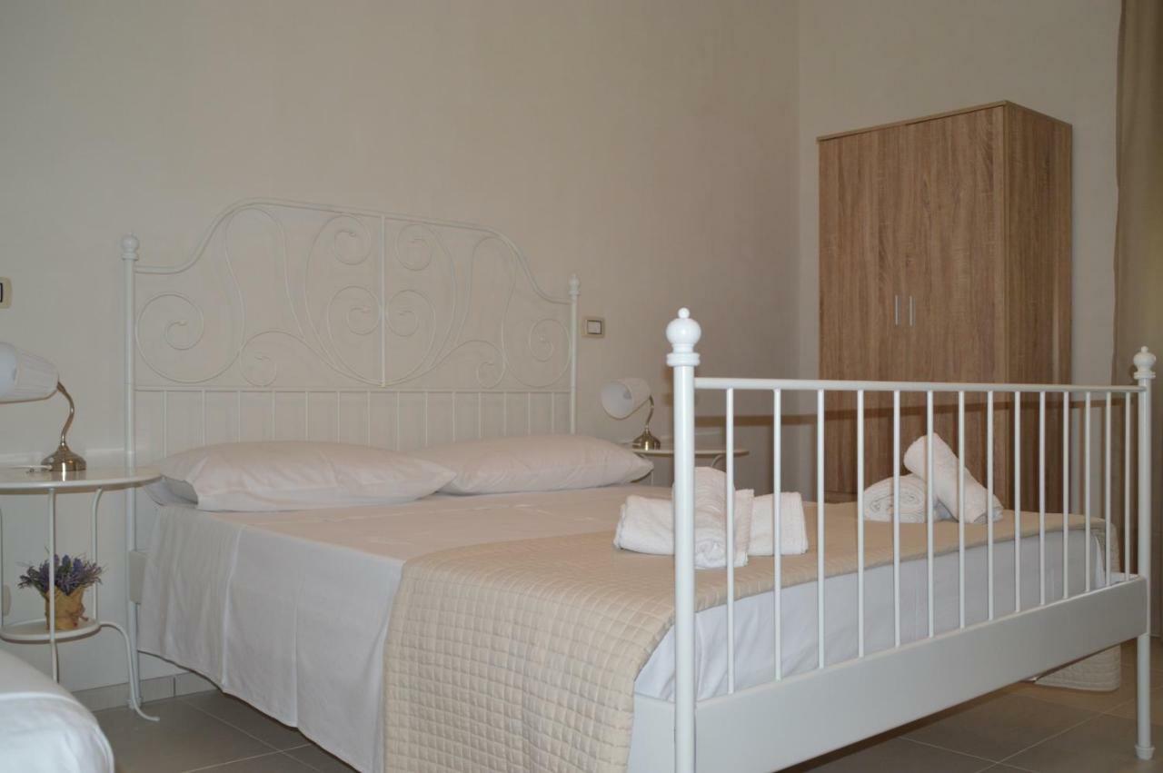 B&B La Via Di Casa San Leone Bagian luar foto