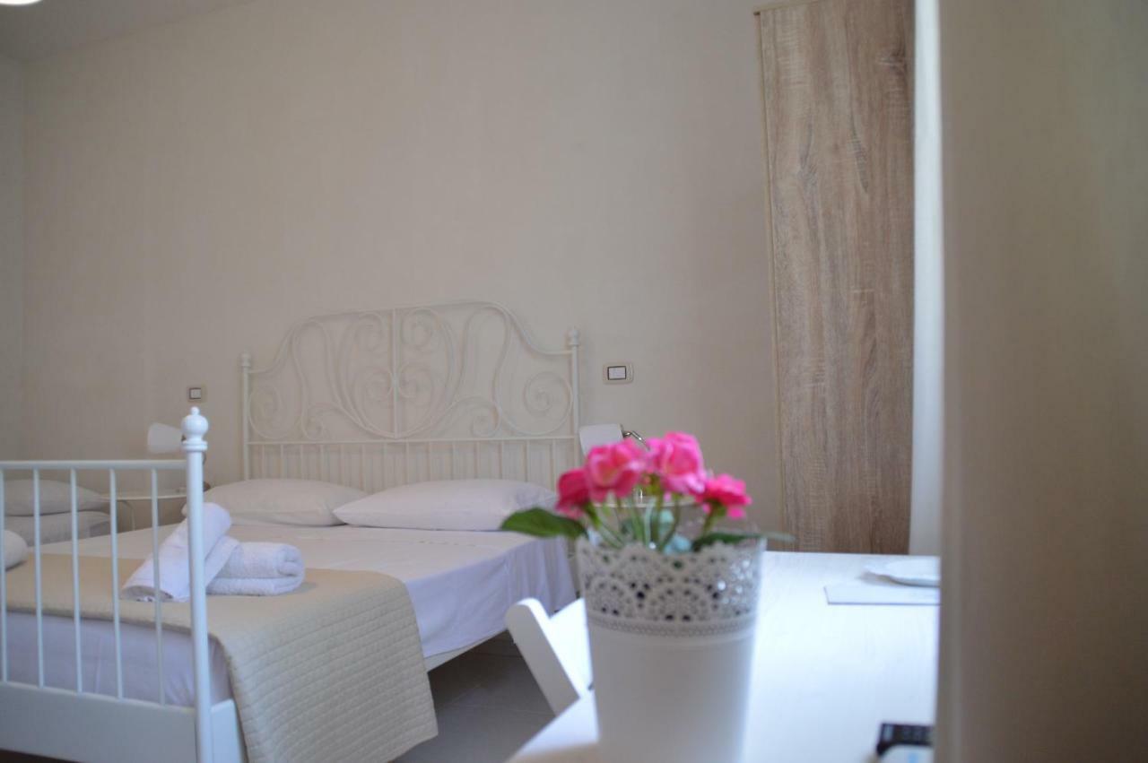 B&B La Via Di Casa San Leone Bagian luar foto
